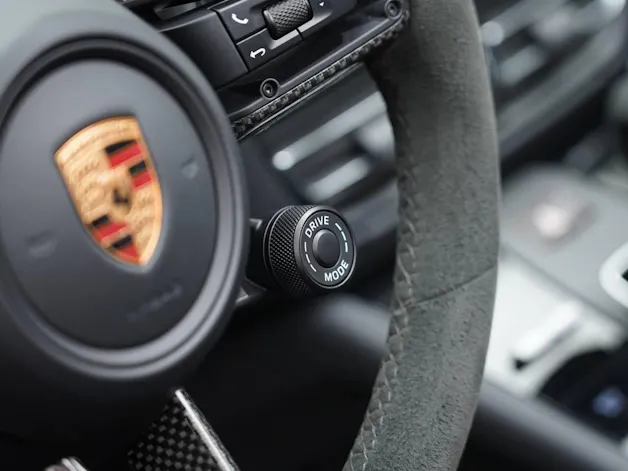PORSCHE Macan GTS