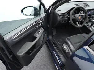PORSCHE Macan GTS