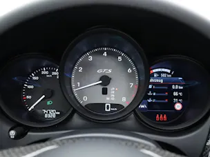 PORSCHE Macan GTS