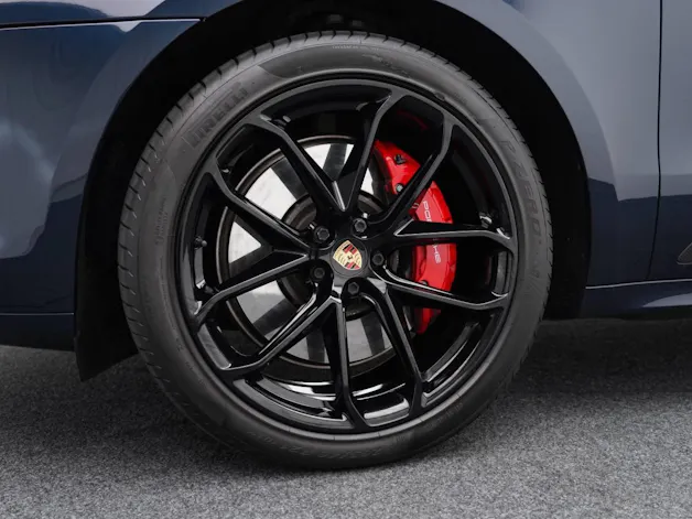 PORSCHE Macan GTS