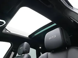 PORSCHE Macan GTS