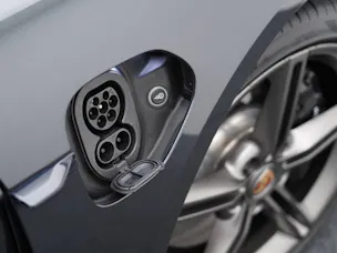 PORSCHE Taycan 4S