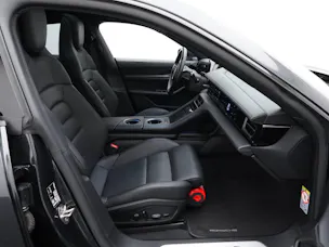 PORSCHE Taycan 4S