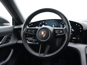 PORSCHE Taycan 4S