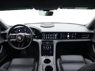 PORSCHE Taycan 4S