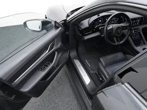 PORSCHE Taycan 4S