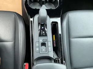 Toyota Prius 2.0 Plug-In-Hybrid Premium