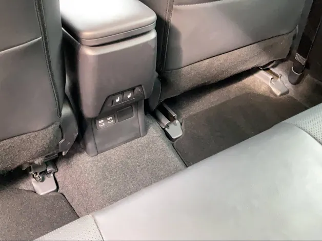 Toyota Prius 2.0 Plug-In-Hybrid Premium