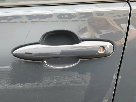 Fahrzeugbild 14