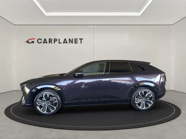 MAZDA CX-6e Takumi