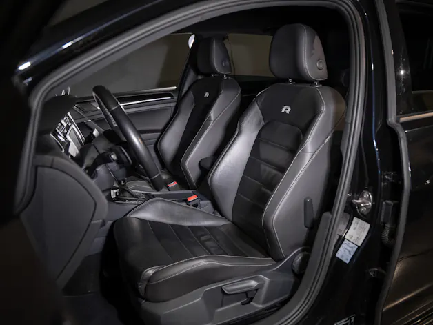 VW Golf VII 2.0 TSI R DSG 4motion