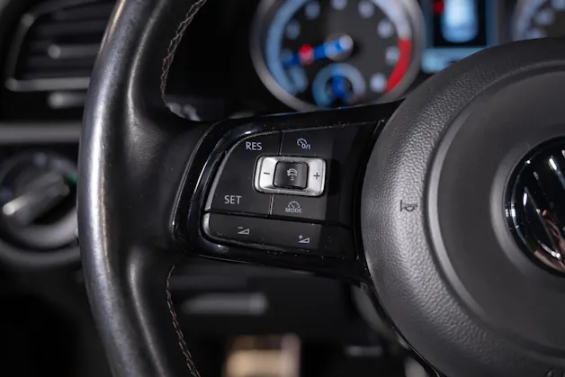 VW Golf VII 2.0 TSI R DSG 4motion
