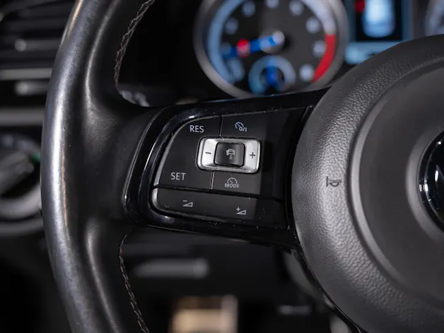 VW Golf VII 2.0 TSI R DSG 4motion