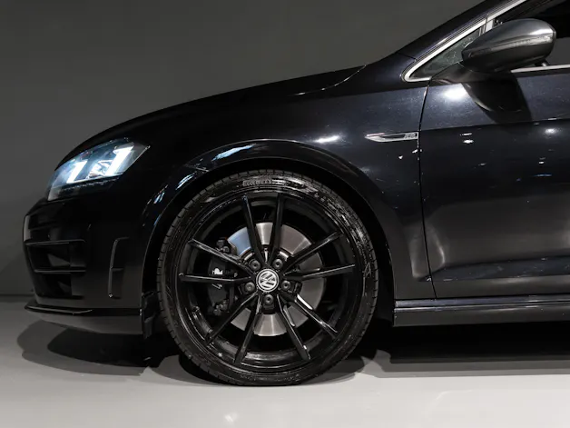 VW Golf VII 2.0 TSI R DSG 4motion