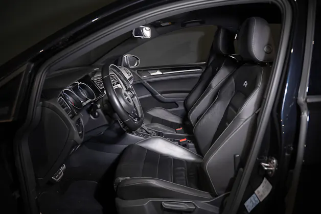 VW Golf VII 2.0 TSI R DSG 4motion