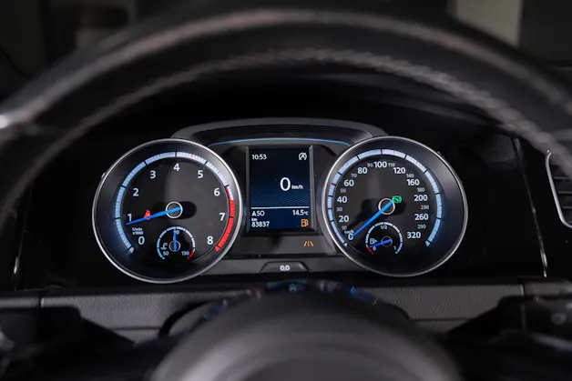 VW Golf VII 2.0 TSI R DSG 4motion
