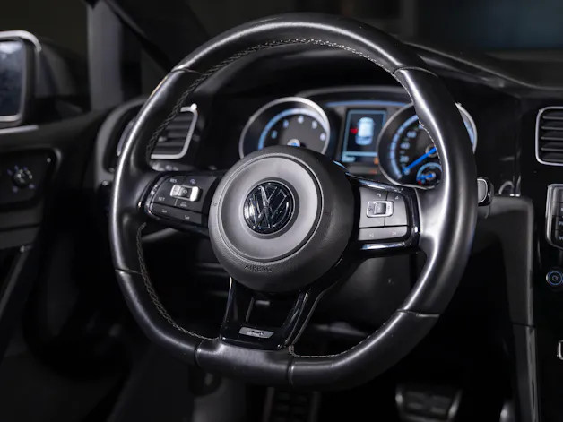 VW Golf VII 2.0 TSI R DSG 4motion