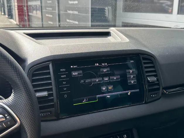 SKODA Karoq 2.0 TSI SportLine 4x4 DSG