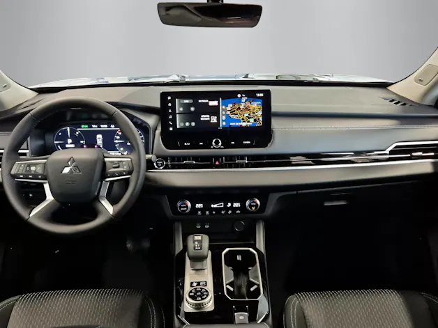Mitsubishi Outlander 2.4 PHEV Inform 4x4