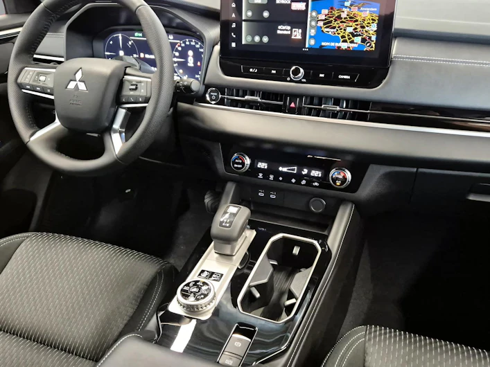 image du véhicule MITSUBISHI OUTLANDER
