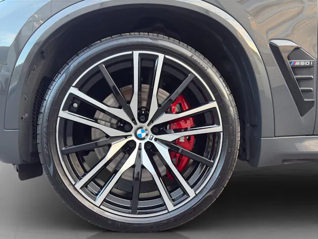 BMW X5 M60i xDrive