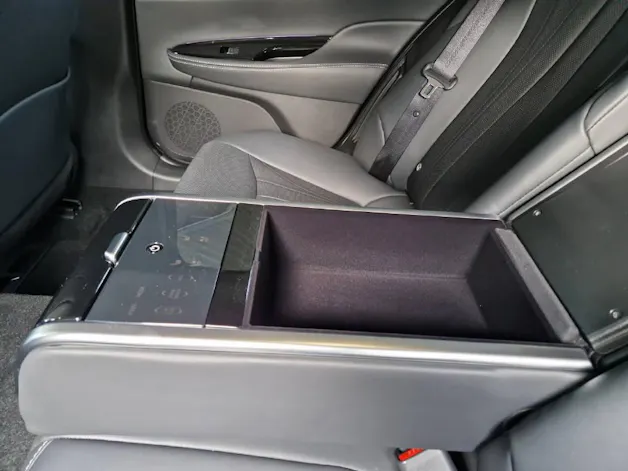 Toyota Mirai Fuel Cell Platinum 45984/000