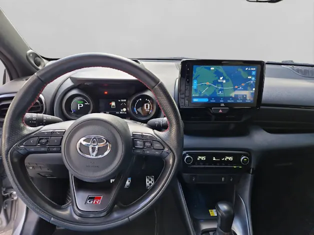 Toyota Yaris 1.5 VVT-i HSD GR Sport