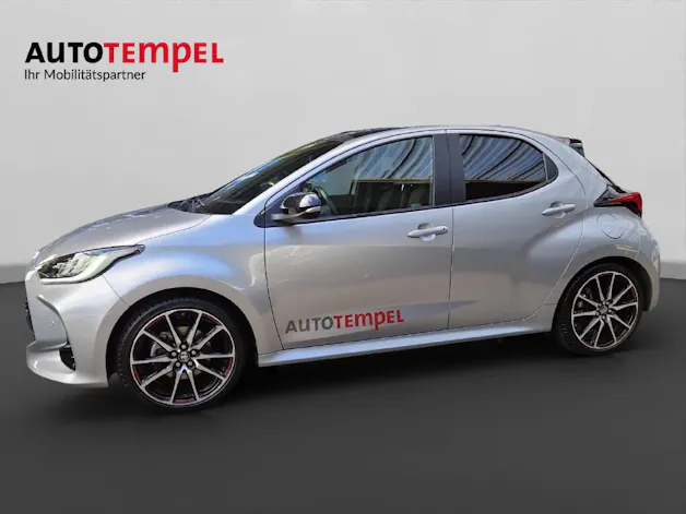 Toyota Yaris 1.5 VVT-i HSD GR Sport