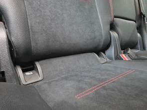 Fahrzeugbild MERCEDES-BENZ GLA 200 4MATIC AMG Line