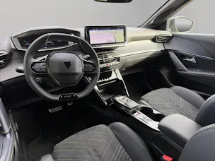 PEUGEOT 208 1.2 Hybrid 145 GT Exclusive