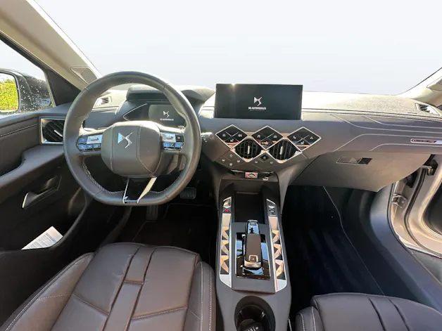 DS Automobiles DS3 1.2 Hybrid Antoine de Saint Exupéry