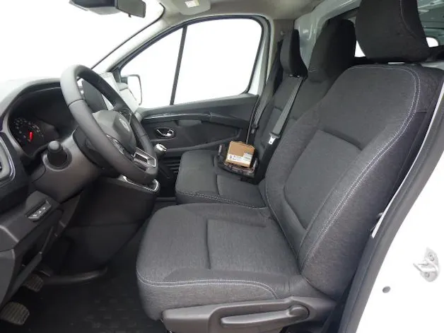 RENAULT Trafic Kaw. 3.0 t L1 H1 2.0 dCi Blue 130 Advance
