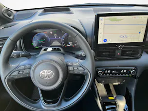 Toyota Yaris 1.5 VVT-i HSD Premium