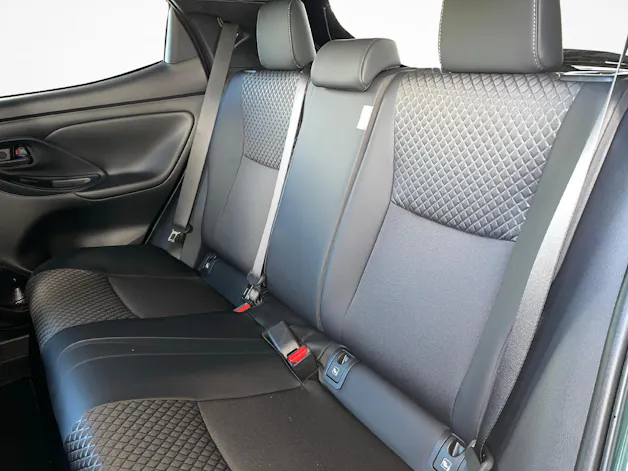 Toyota Yaris 1.5 VVT-i HSD Premium