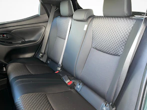 https://vehicle.imgix.net/4480973/72b67b6e-a52e-43fc-8cf3-8c22156051e5.jpg