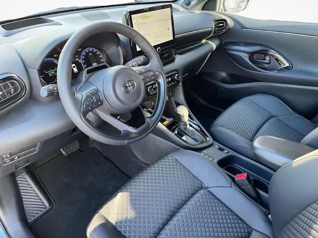 Toyota Yaris 1.5 VVT-i HSD Premium