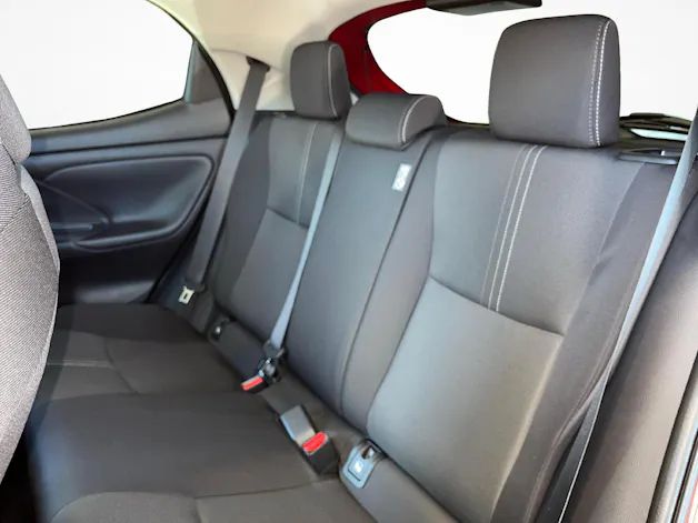 Toyota Yaris 1.5 VVT-i HSD Trend