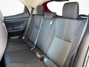 Fahrzeugbild TOYOTA Yaris 1.5 VVT-i HSD Trend