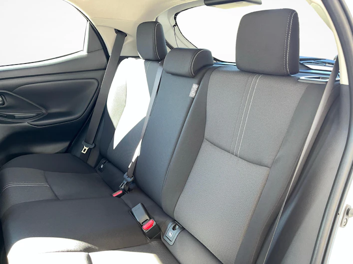 Fahrzeugbild TOYOTA YARIS