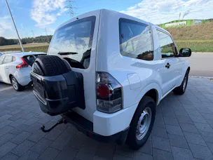 Mitsubishi Pajero 3.2 DID Swiss Professional