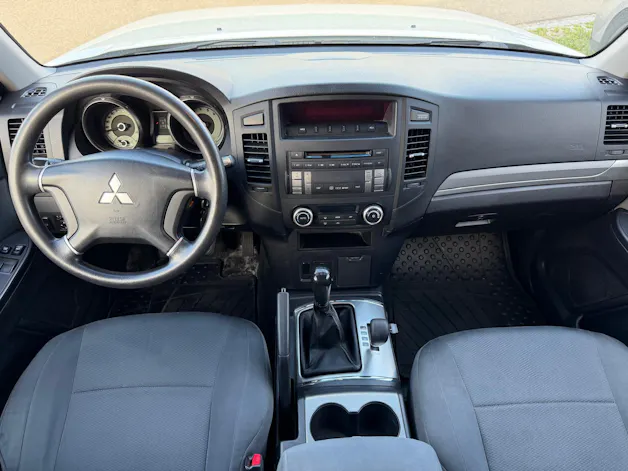 Mitsubishi Pajero 3.2 DID Swiss Professional