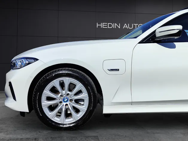 BMW 3er Reihe G21 Touring 330e xDrive