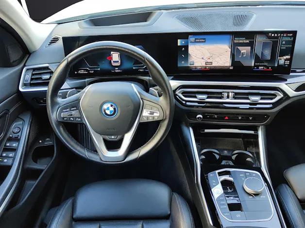 BMW 3er Reihe G21 Touring 330e xDrive
