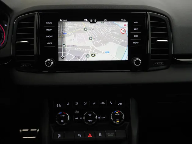 SKODA Karoq 2.0 TSI SportLine DSG 4x4