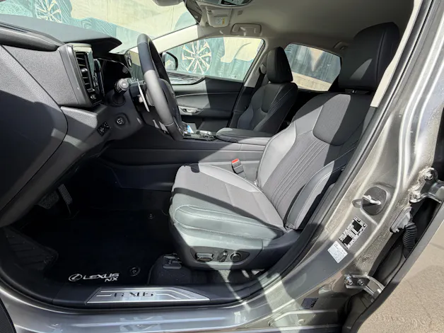 Lexus NX 450h+ Comfort
