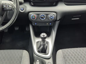 https://vehicle.imgix.net/4481056/05df7b5f-f4ea-4bae-8039-13e47c628d89.jpg