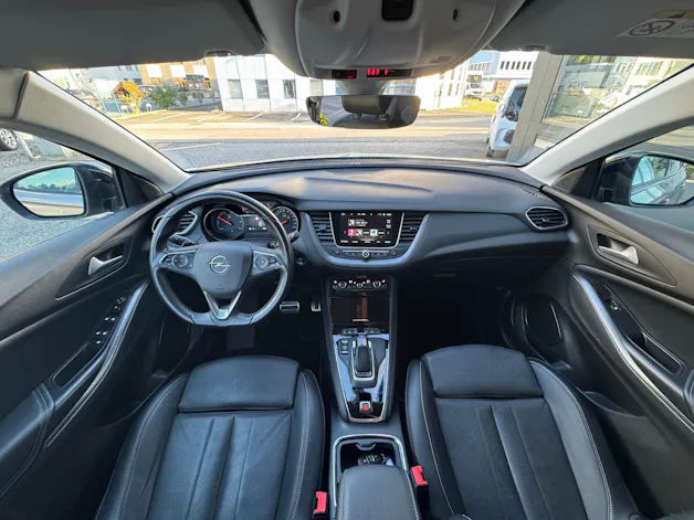 OPEL Grandland X 1.6Turbo 4x4 Plug-in-Hybrid Ultimate