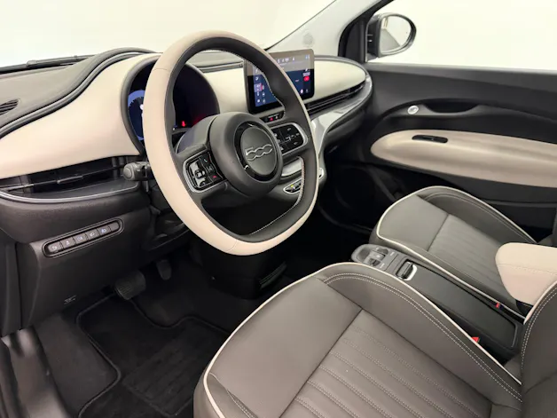 FIAT 500 La Prima