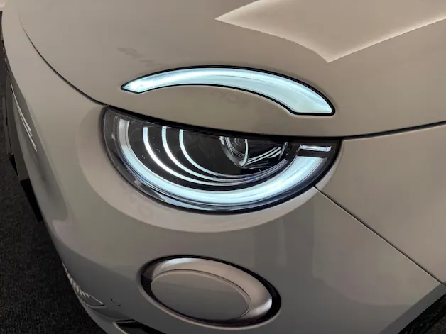 FIAT 500 La Prima