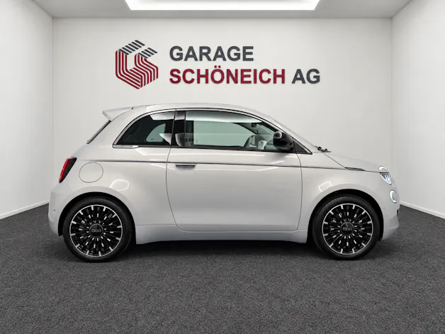 FIAT 500 La Prima
